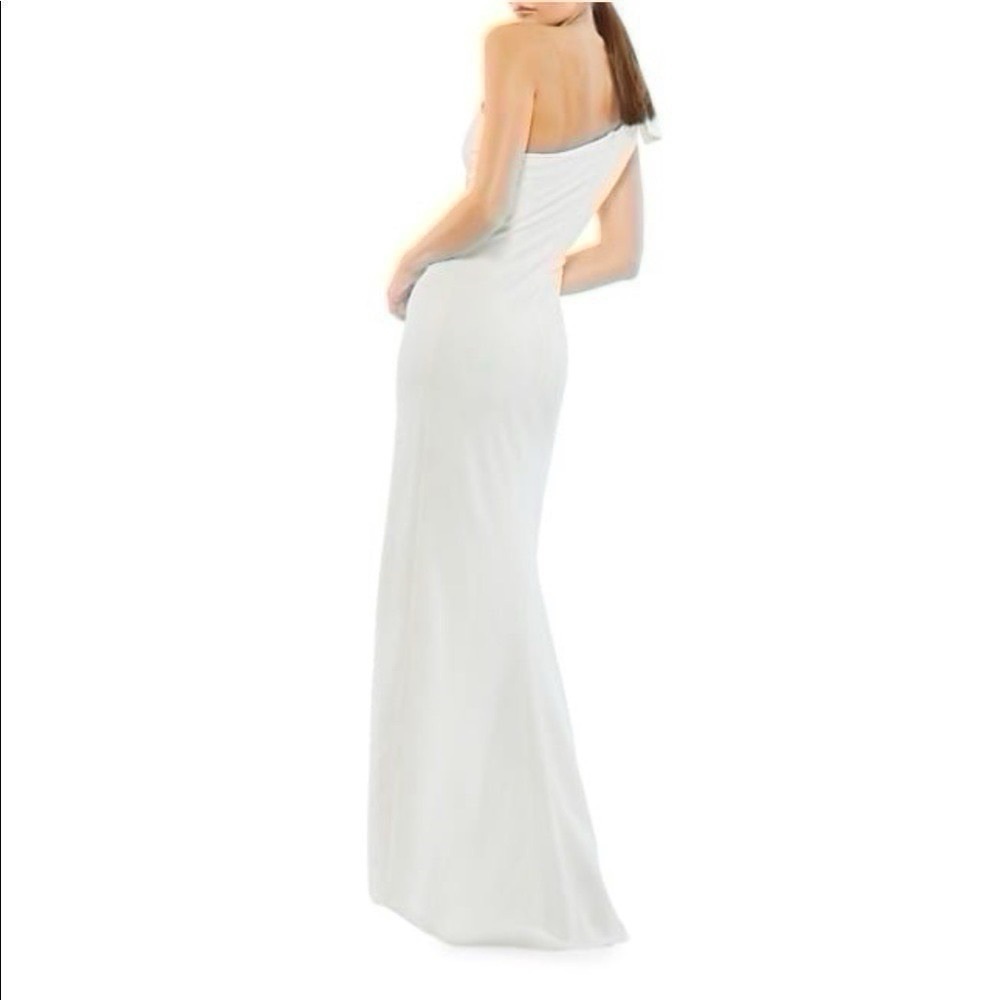 NEW Mac Duggal Women’s Leena White Bow-Shoulder Jersey Sheath Gown - Picture 15 of 16